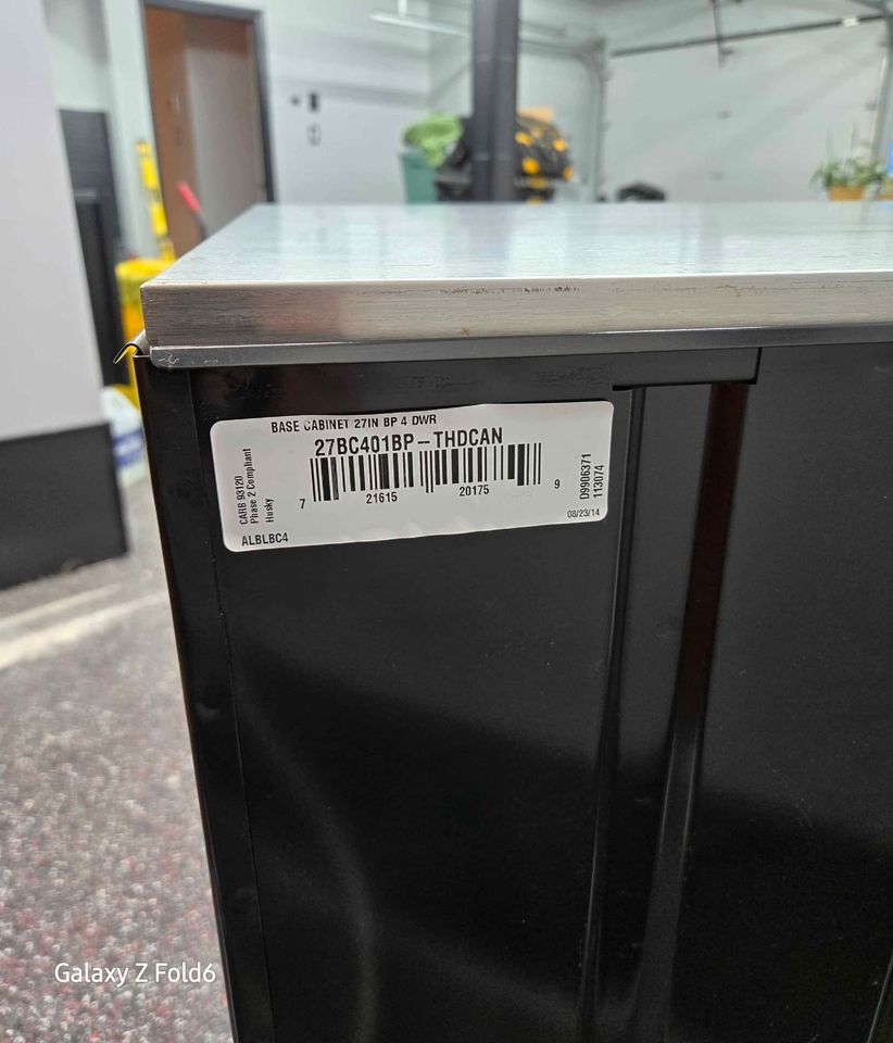 Husky 27 inch Tool cabinet with 4 Drawer in Gloss Black and grey