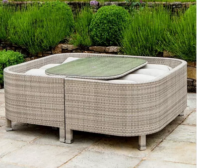 Outdoor sofa rattan furniture rattan chair leisure combination.