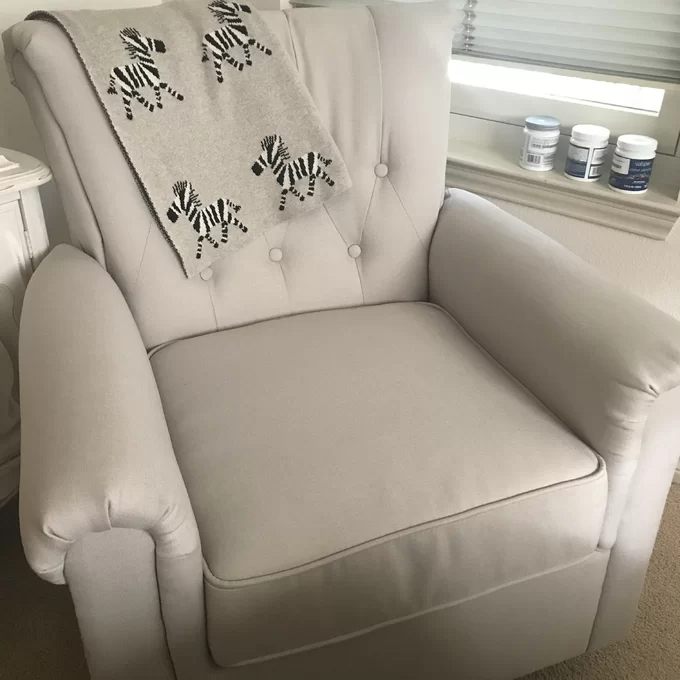 【Furniture】Harper Swivel Rocking Chair