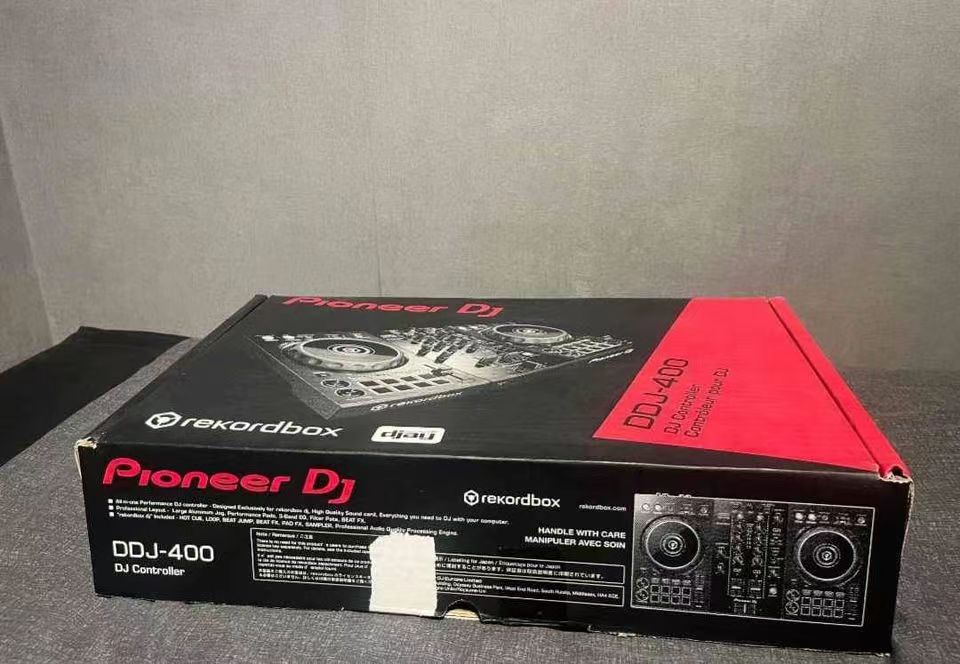 Pioneer DJ-400 Controller