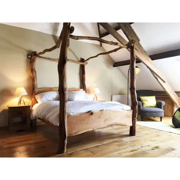 【Furniture】Rustic Oak Four Poster Tree Bed (comes with full size mattress)
