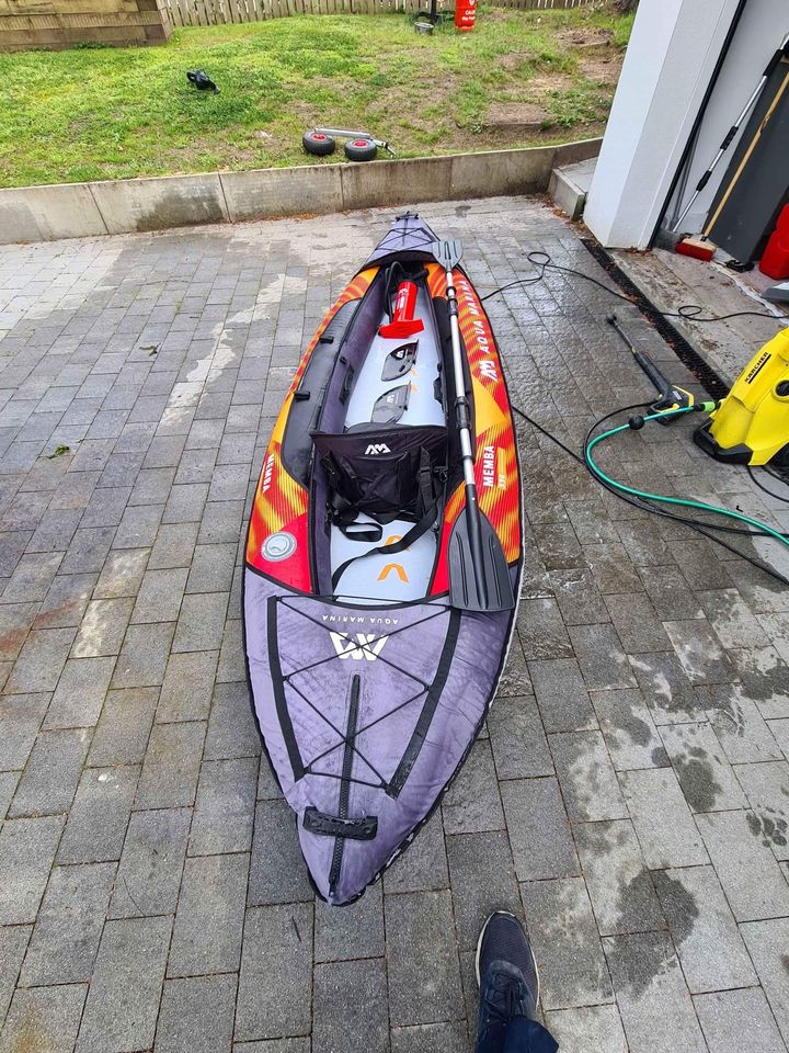 Large 1-person kayak