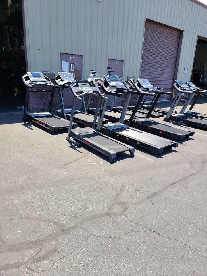 Series 6.5 Si Treadmill