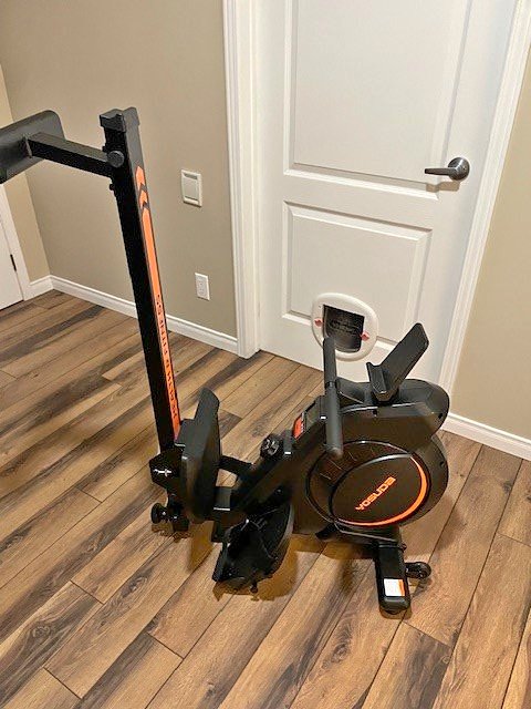 YOSUDA ​​Magnetic Rowing Machine - 350 lb Weight Capacity with LCD Display, Tablet Holder and Comfort Seat