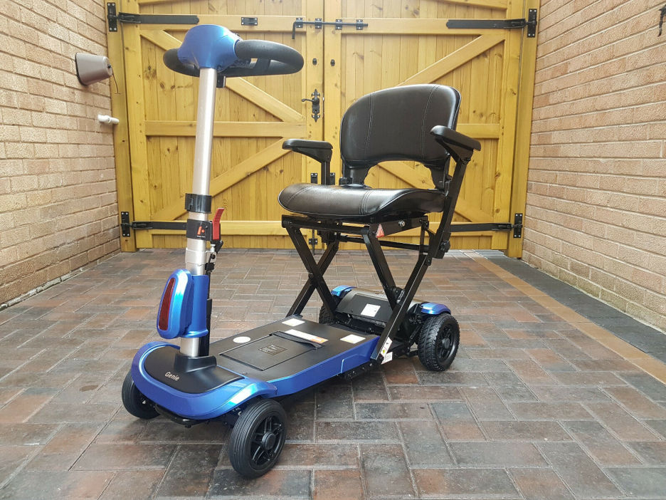 Monarch SOLAX Elf + Automatic Folding Mobile Scooter-Blue