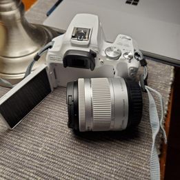 EOS REBEL SL3 Digital SLR Camera with EF-S 18-55mm Lens kit, Built-in Wi-Fi