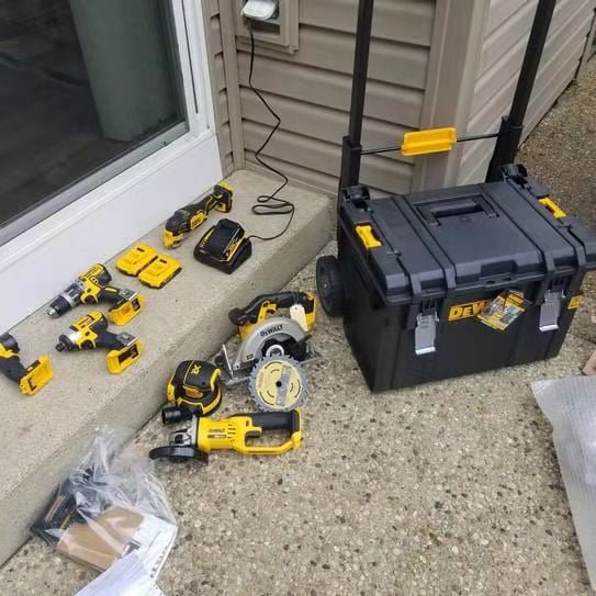 DeWALT DCKTS781D2M1 20V MAX Cordless Li-Ion 7 Tool Combo Kit w/Tough System.