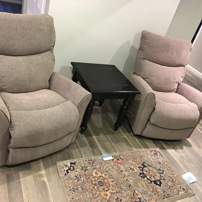 【Furniture】Rowan Rocking Recliner