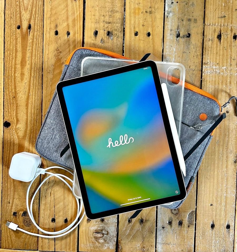 iPad Air 5th Generation 256GB (2022) and 2nd