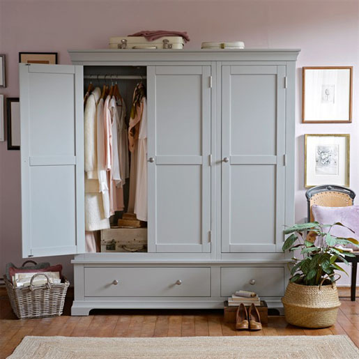 Chantilly Pebble Grey -Triple Wardrobe