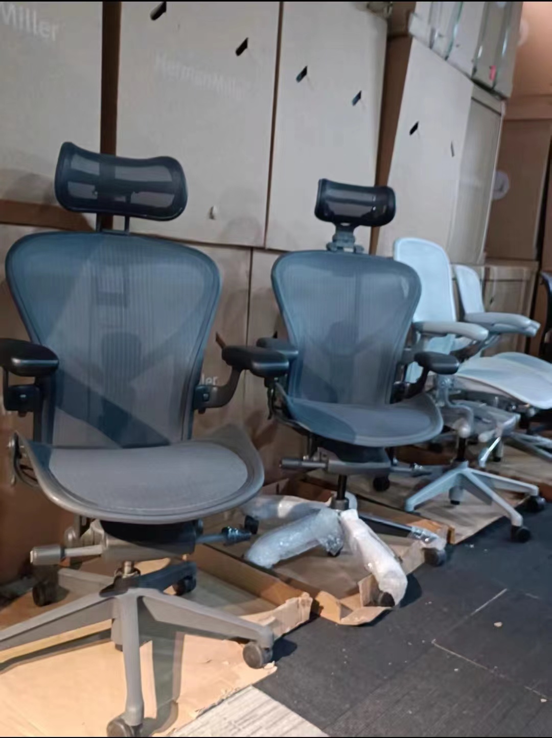 Herman Miller Aeron 2nd generation, Herman Miller Aer on 2nd generation ergonomic chair