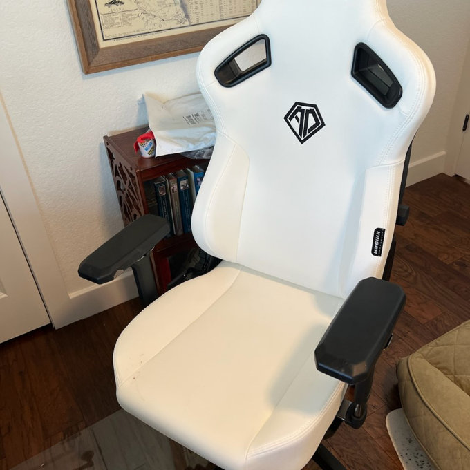 【Furniture】andaseaT Kaiser 3 PVC Leather PC & Racing Gaming Chair