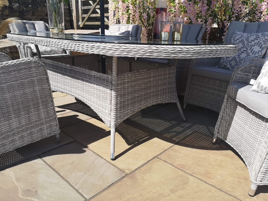 MALIBU 8 SEAT OVAL RATTAN DINING SET IN LIGHT GREY