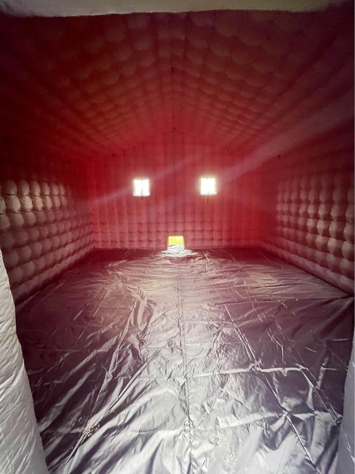 20' x 20' Inflatable Nightclub